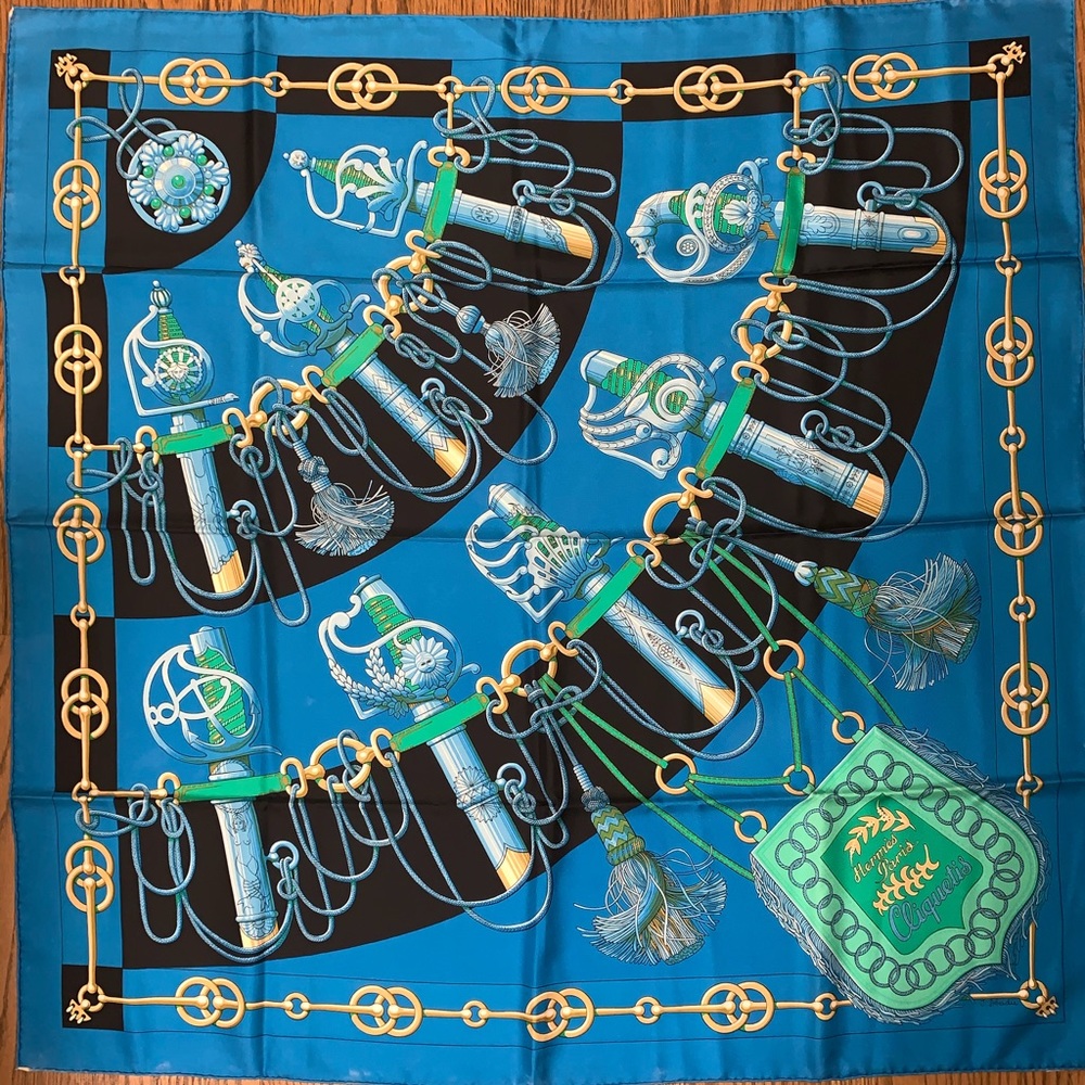 Hermès Cliquetis 100% Silk Scarf